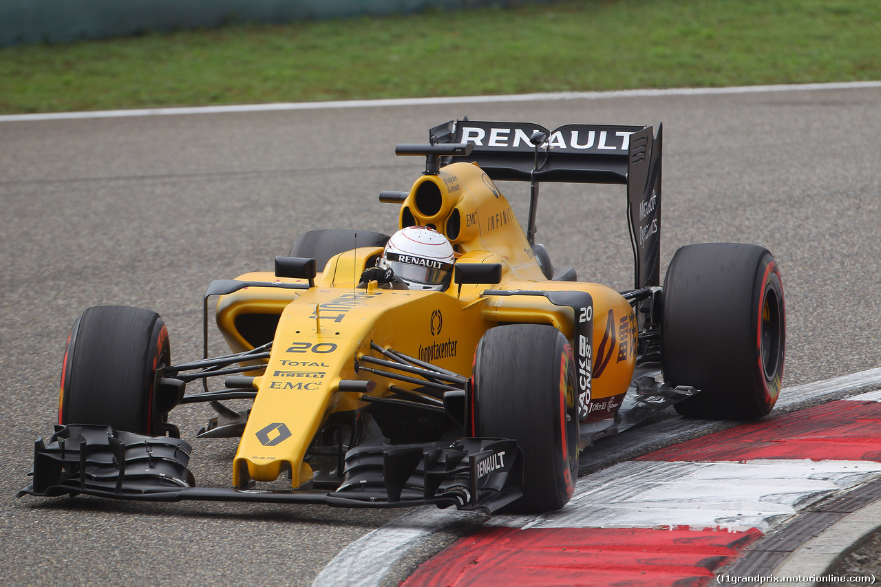 GP CINA, 16.04.2016 - Qualifiche, Kevin Magnussen (DEN) Renault Sport F1 Team RS16