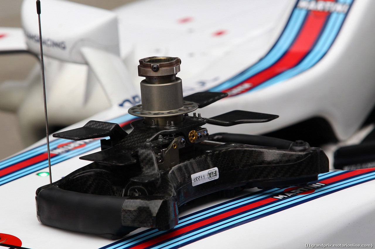 GP CINA, 16.04.2016 - Qualifiche, Williams FW38 Steering wheel