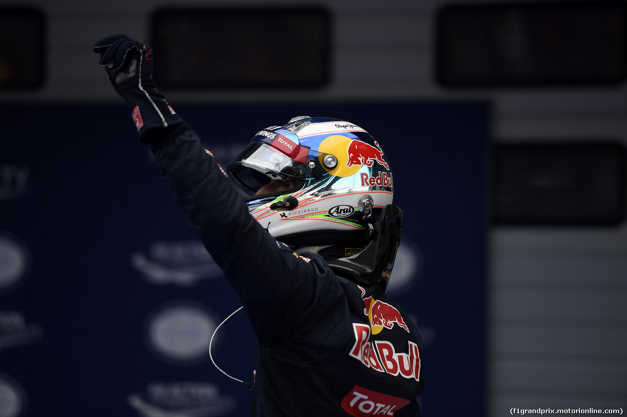 GP CINA, 16.04.2016 - Qualifiche, secondo Daniel Ricciardo (AUS) Red Bull Racing RB12