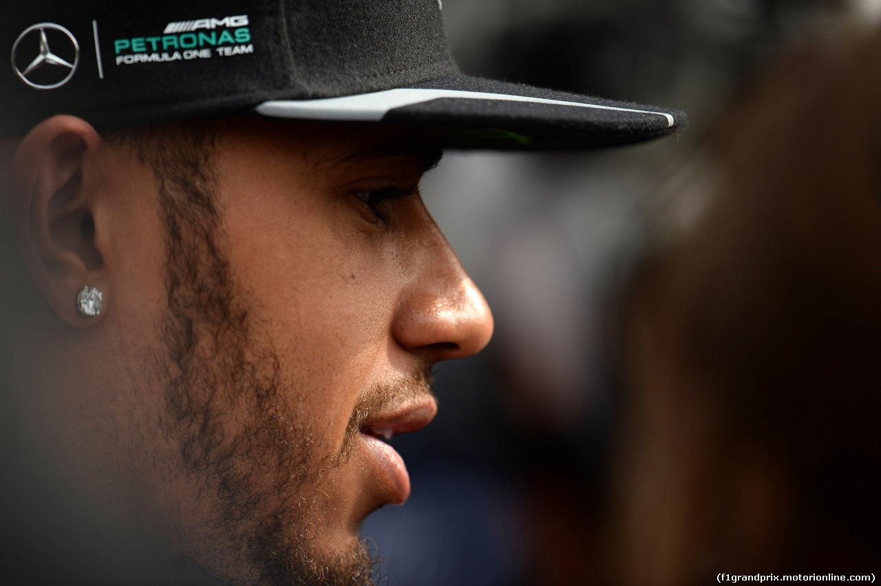 GP CINA, 16.04.2016 - Qualifiche, Lewis Hamilton (GBR) Mercedes AMG F1 W07 Hybrid