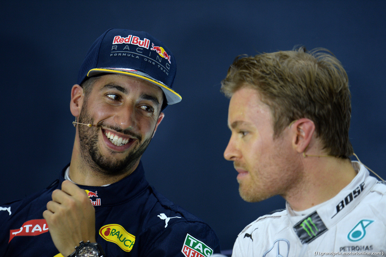 GP CINA, 16.04.2016 - Qualifiche, Conferenza Stampa, Daniel Ricciardo (AUS) Red Bull Racing RB12 e Nico Rosberg (GER) Mercedes AMG F1 W07 Hybrid