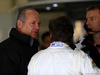 GP CINA, 16.04.2016 - Free Practice 3, Ron Dennis (GBR) McLaren Executive Chairman e Fernando Alonso (ESP) McLaren Honda MP4-31