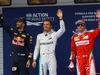 GP CINA, 16.04.2016 - Qualifiche, 1st position Nico Rosberg (GER) Mercedes AMG F1 W07 Hybrid, secondo Daniel Ricciardo (AUS) Red Bull Racing RB12 e terzo Kimi Raikkonen (FIN) Ferrari SF16-H