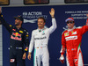 GP CINA, 16.04.2016 - Qualifiche, Nico Rosberg (GER) Mercedes AMG F1 W07 Hybrid pole position, secondo Daniel Ricciardo (AUS) Red Bull Racing RB12 e terzo Kimi Raikkonen (FIN) Ferrari SF16-H