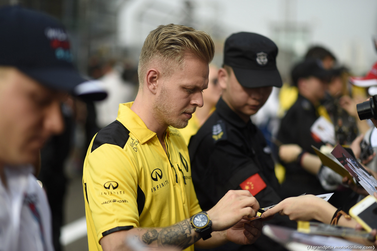 GP CINA, 14.04.2016 - Kevin Magnussen (DEN) Renault Sport F1 Team RS16