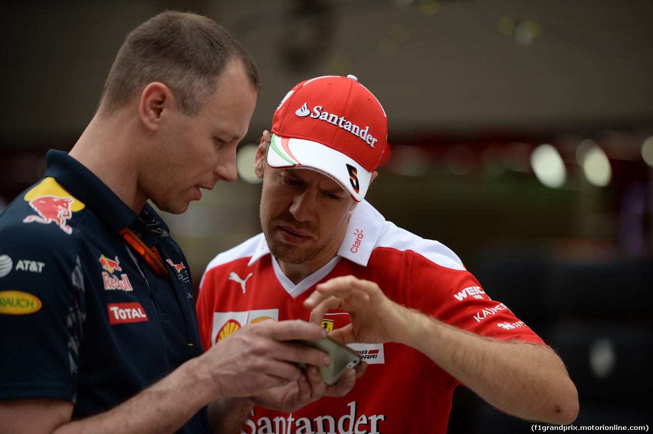 GP CINA, 14.04.2016 - Sebastian Vettel (GER) Ferrari SF16-H