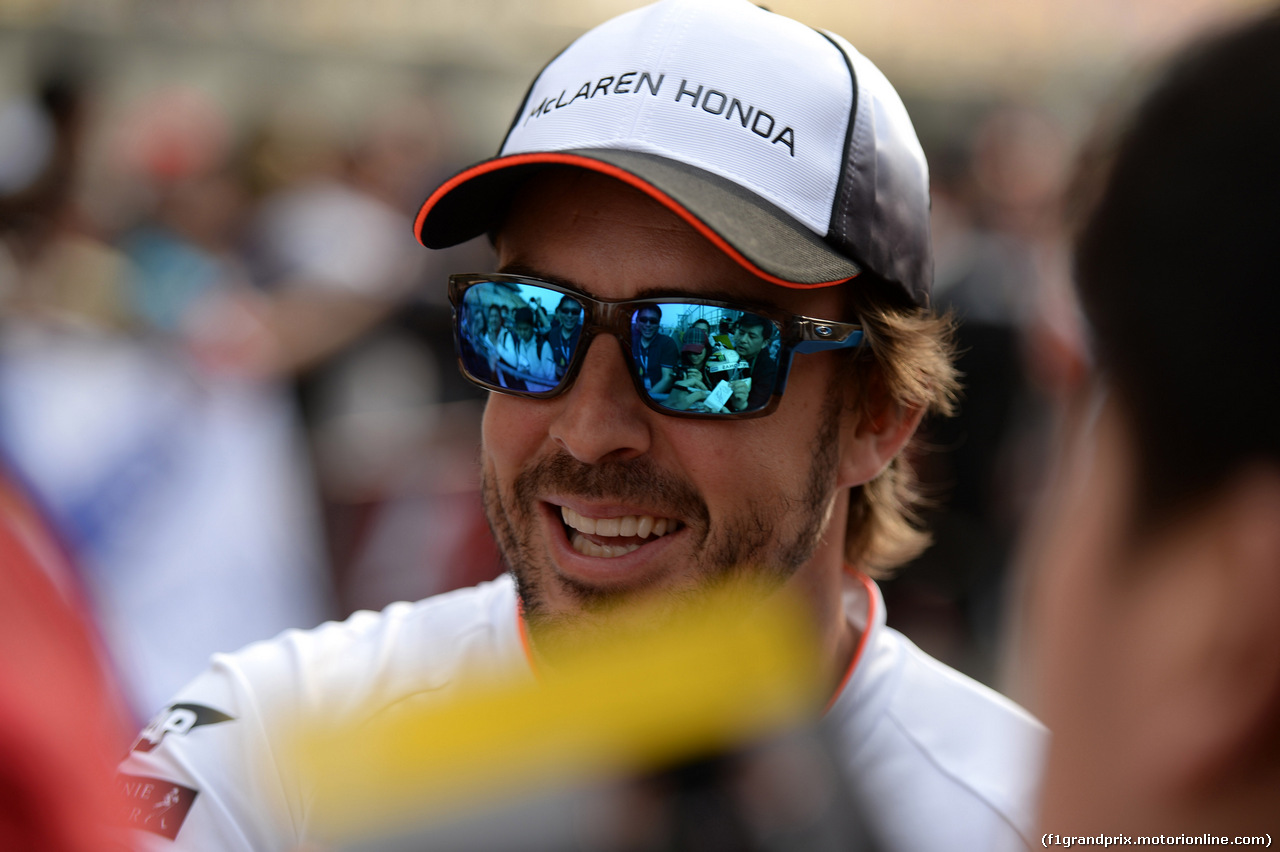 GP CINA, 14.04.2016 - Fernando Alonso (ESP) McLaren Honda MP4-31