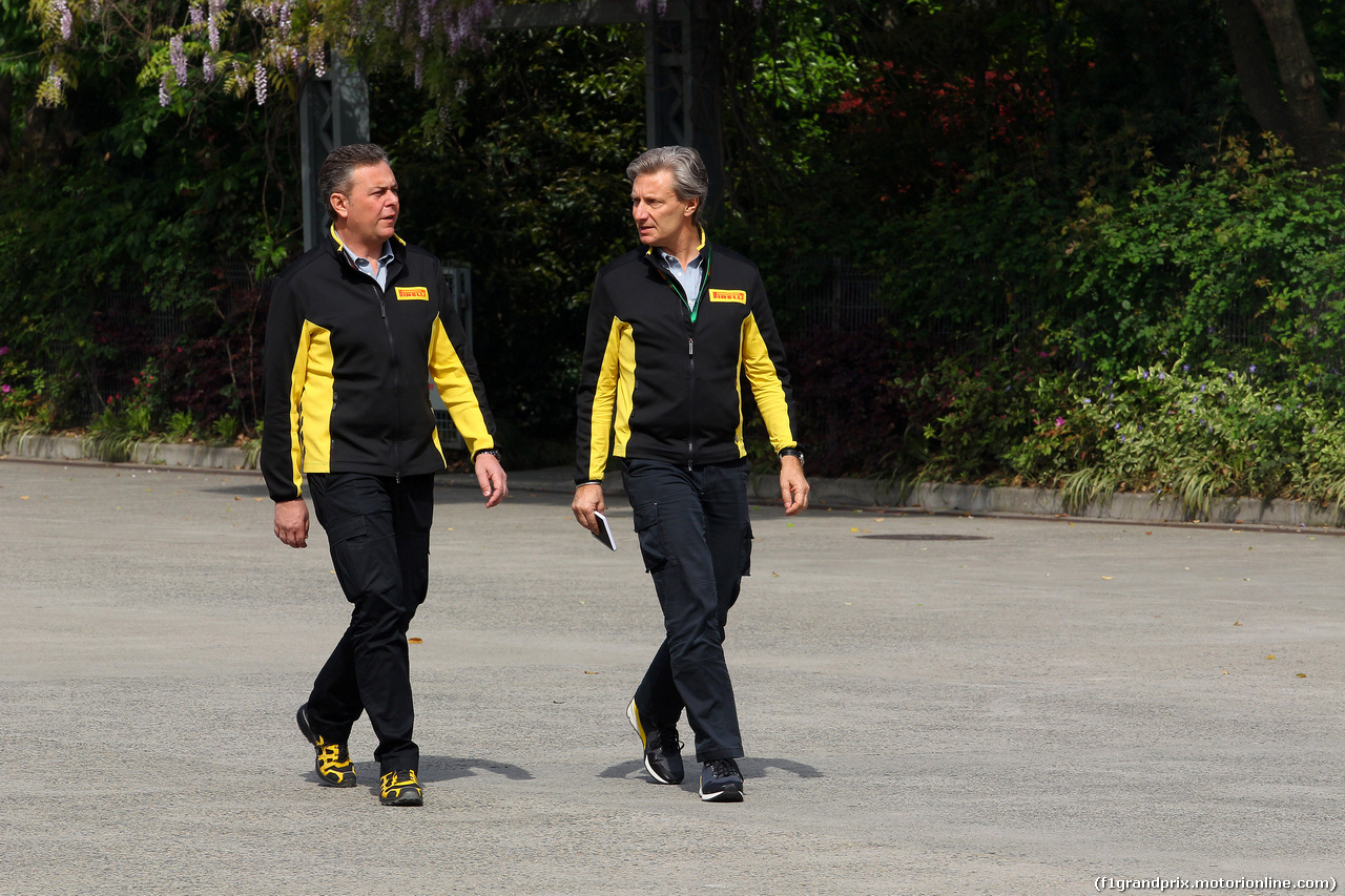 GP CINA, 15.04.2016 - Mario Isola (ITA), Sporting Director Pirelli  e Roberto Boccafogli (ITA), Pirelli