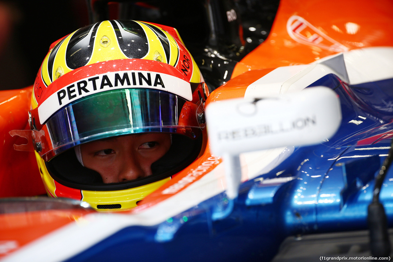 GP CINA, 15.04.2016 - Prove Libere 1, Rio Haryanto (IND) Manor Racing MRT05