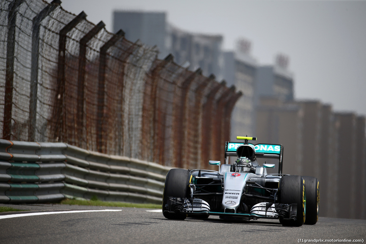 GP CINA, 15.04.2016 - Prove Libere 1, Nico Rosberg (GER) Mercedes AMG F1 W07 Hybrid
