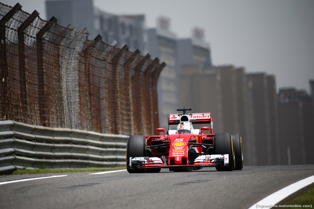 GP CINA, 15.04.2016 - Prove Libere 1, Sebastian Vettel (GER) Ferrari SF16-H