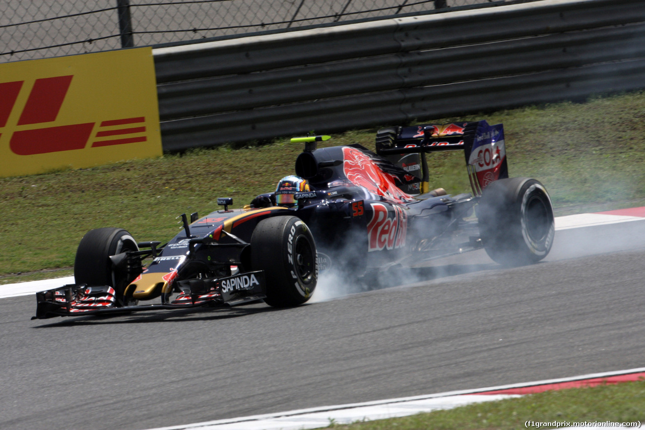 GP CINA, 15.04.2016 - Prove Libere 1, Carlos Sainz Jr (ESP) Scuderia Toro Rosso STR11