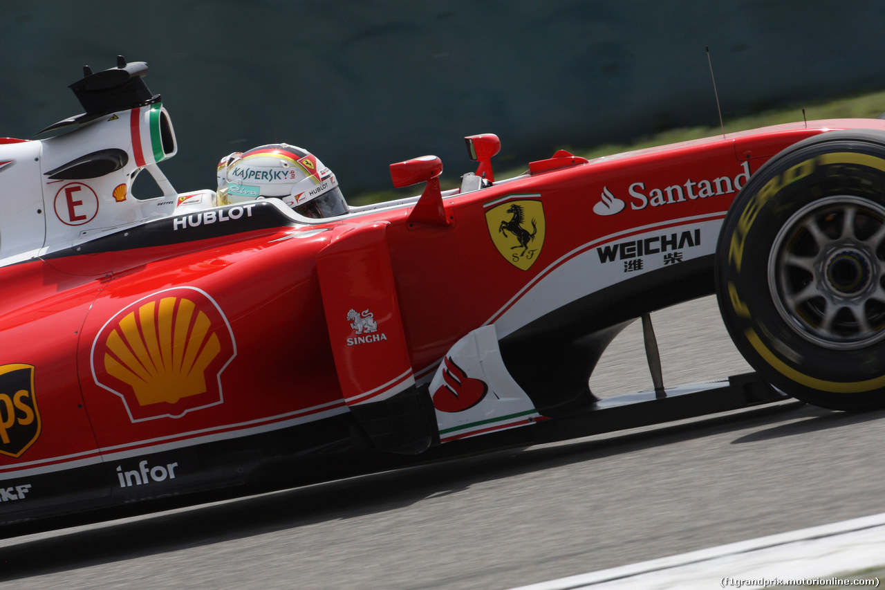 GP CINA, 15.04.2016 - Prove Libere 1, Sebastian Vettel (GER) Ferrari SF16-H