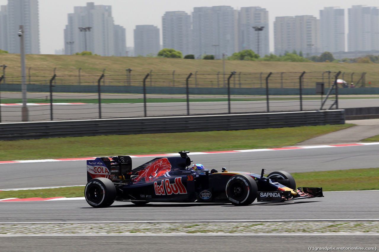 GP CINA, 15.04.2016 - Prove Libere 1, Max Verstappen (NED) Scuderia Toro Rosso STR11