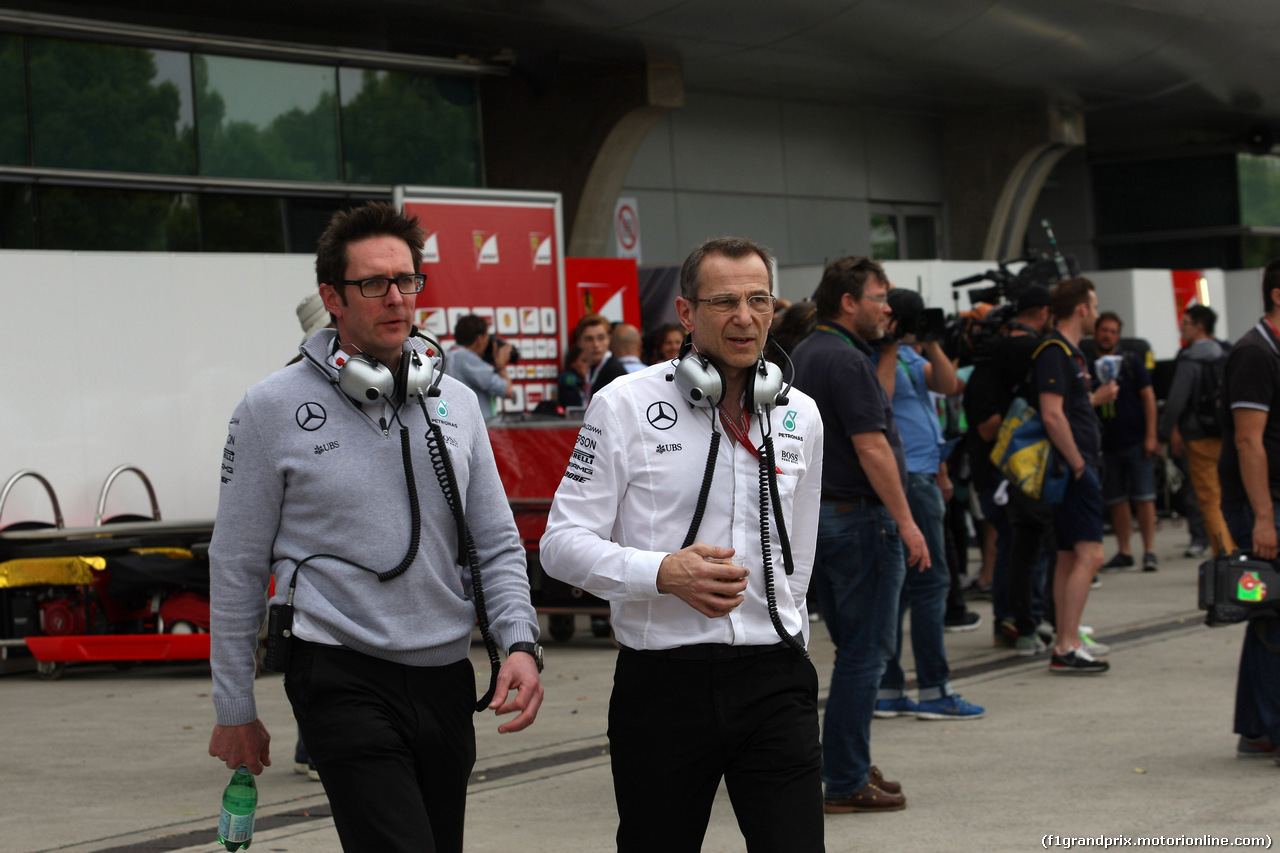 GP CINA, 15.04.2016 - Prove Libere 2, Mercedes Team