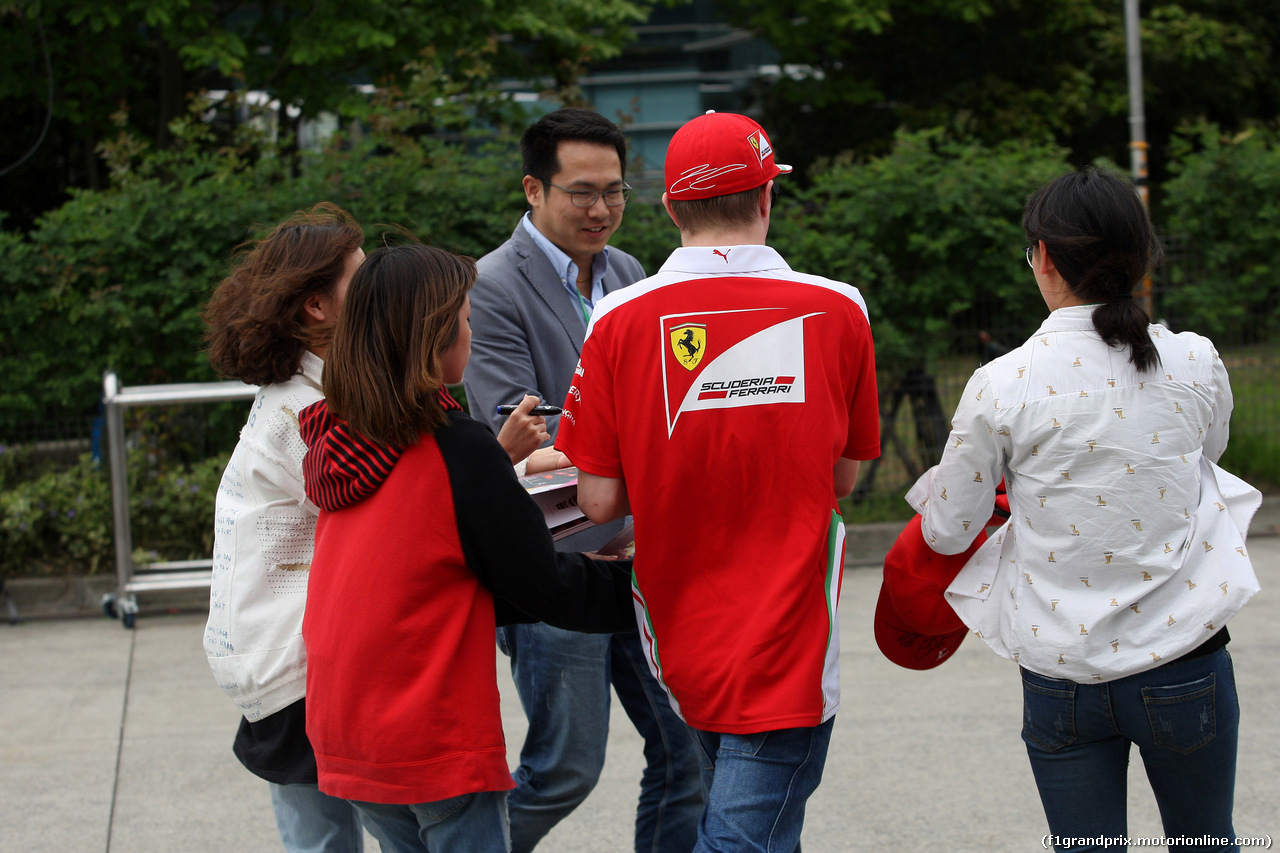 GP CINA, 15.04.2016 - Prove Libere 2, Kimi Raikkonen (FIN) Ferrari SF16-H