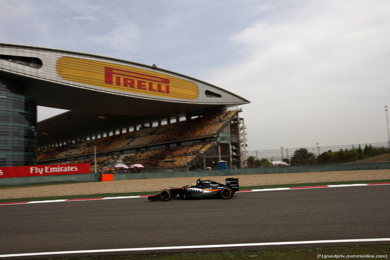 GP CINA, 15.04.2016 - Prove Libere 2, Sergio Perez (MEX) Sahara Force India F1 VJM09