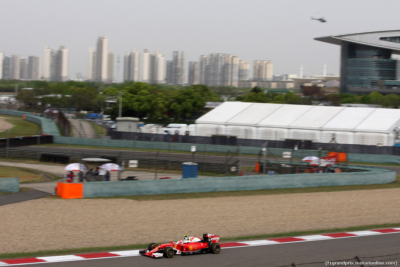 GP CINA, 15.04.2016 - Prove Libere 2, Kimi Raikkonen (FIN) Ferrari SF16-H