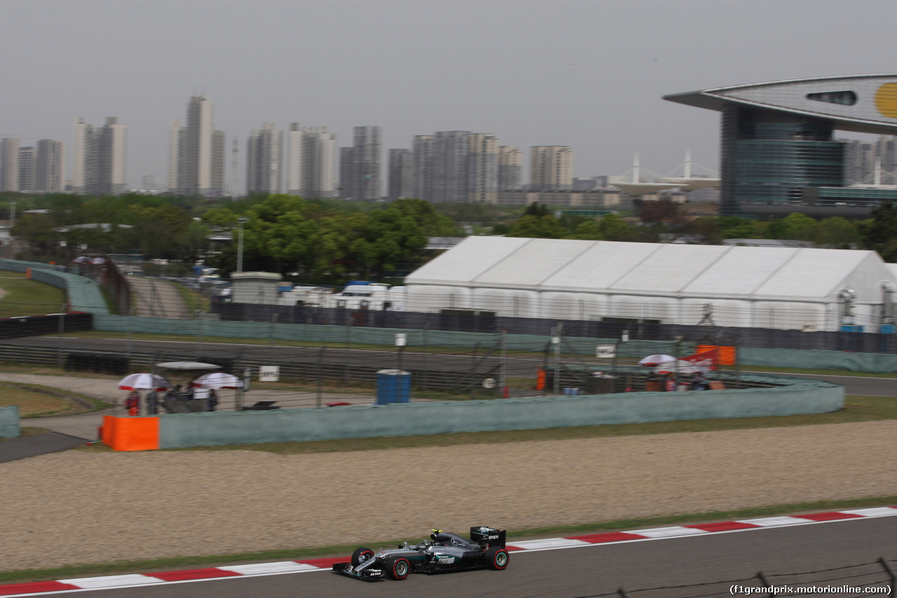 GP CINA, 15.04.2016 - Prove Libere 2, Nico Rosberg (GER) Mercedes AMG F1 W07 Hybrid