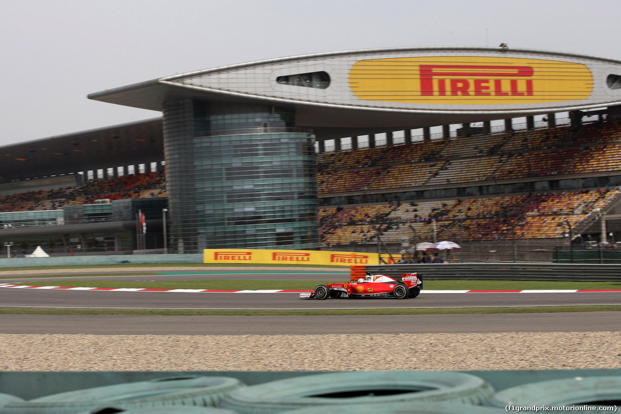 GP CINA, 15.04.2016 - Prove Libere 2, Sebastian Vettel (GER) Ferrari SF16-H
