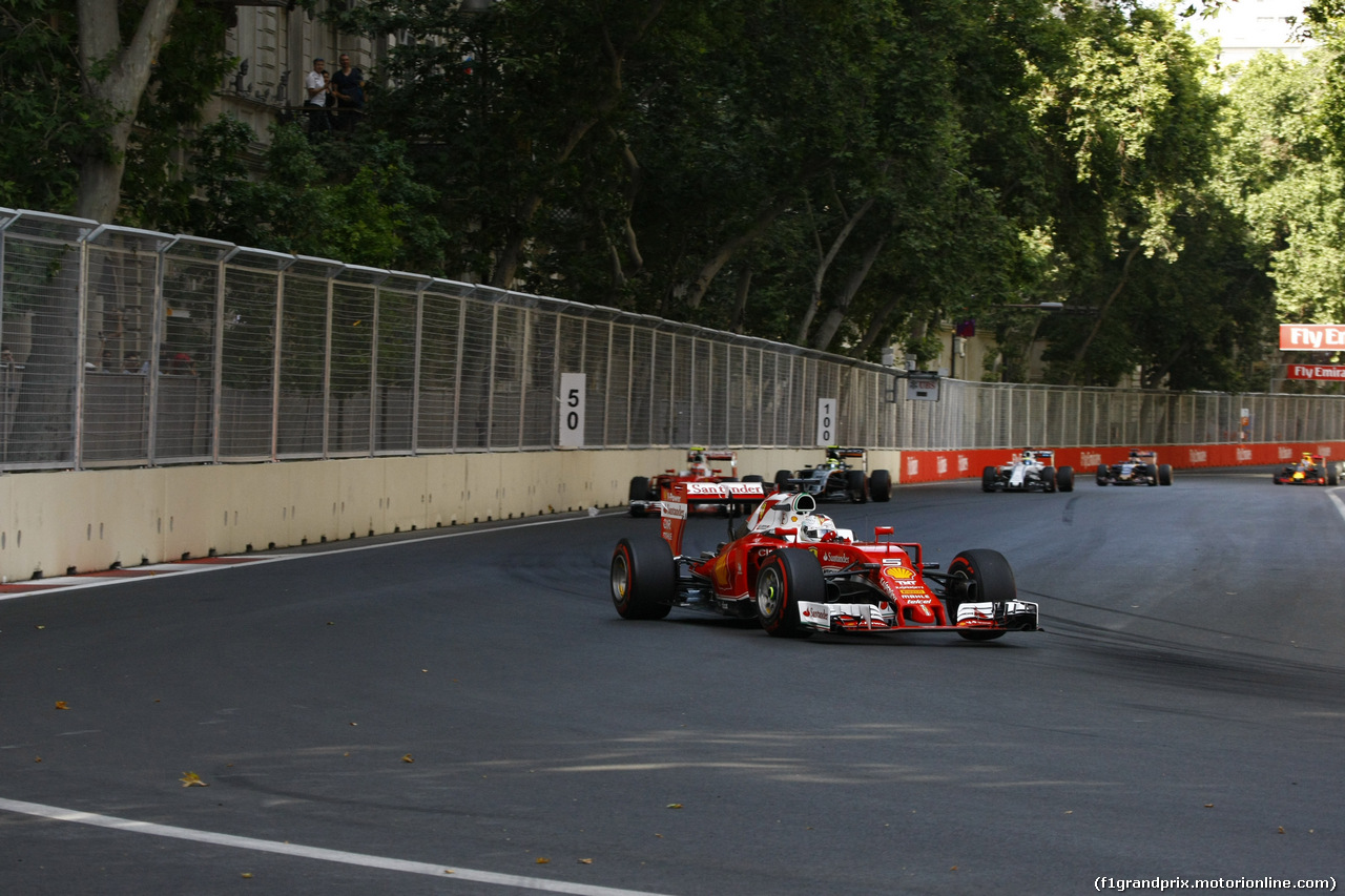 GP EUROPA, 19.06.2016 - Gara, Sebastian Vettel (GER) Ferrari SF16-H