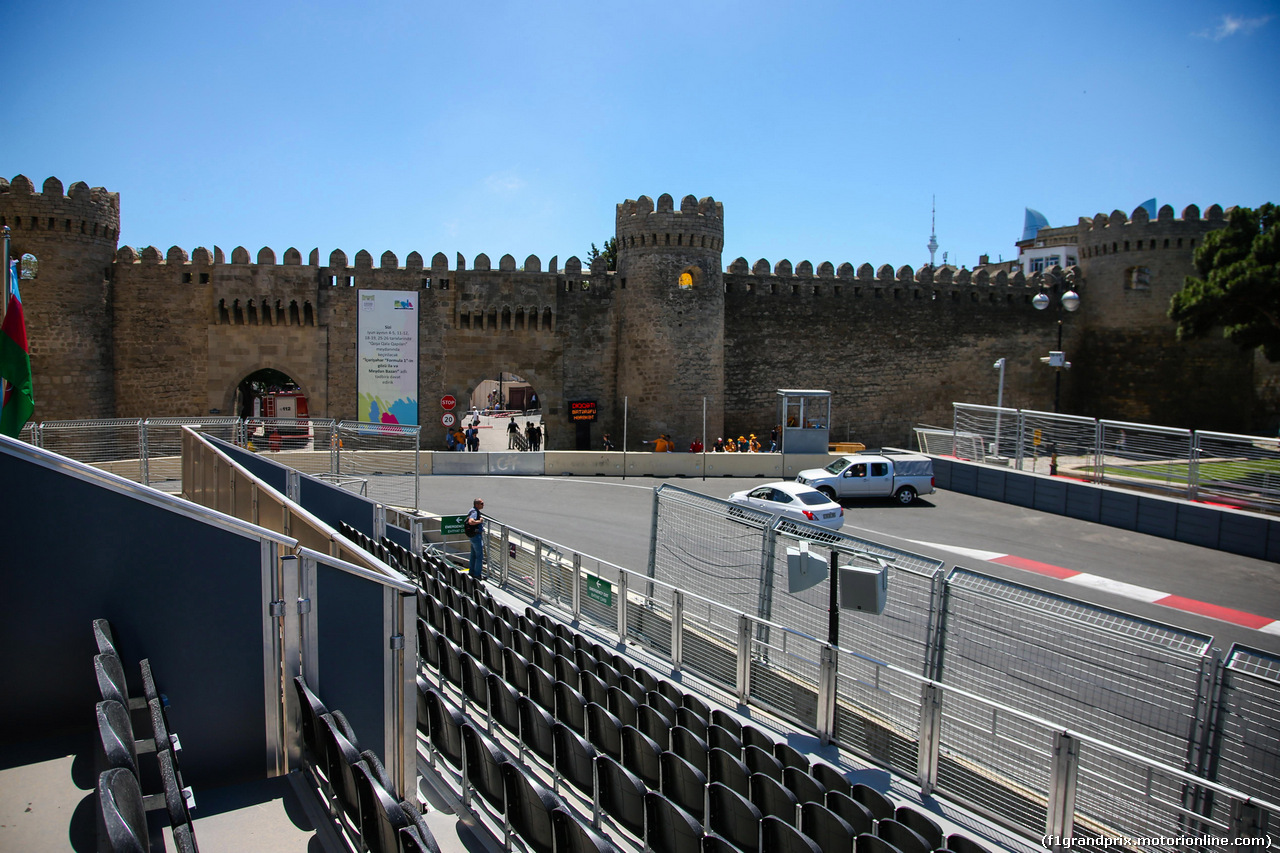GP EUROPA, Baku City Circuit at turn 11.
