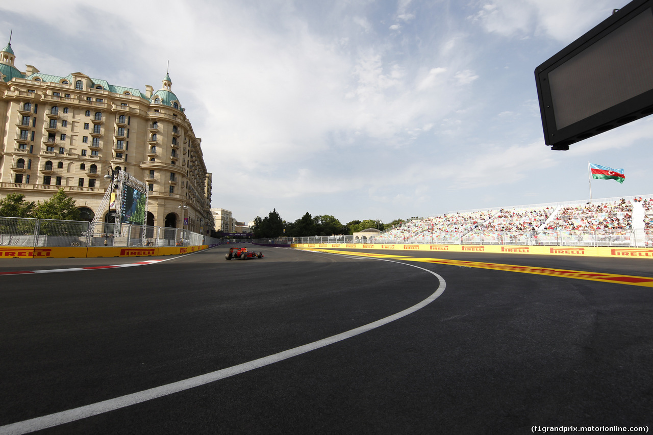 GP EUROPA, Qualifiche session, Daniel Ricciardo (AUS) Red Bull Racing RB12