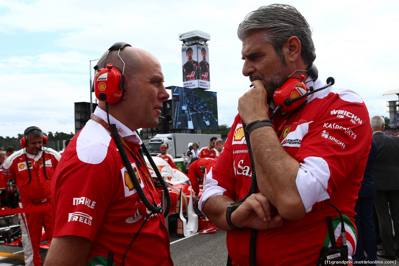 GP GERMANIA, 31.07.2016 - Gara, Jock Clear (GBR) Ferrari Engineering Director e Maurizio Arrivabene (ITA) Ferrari Team Principal