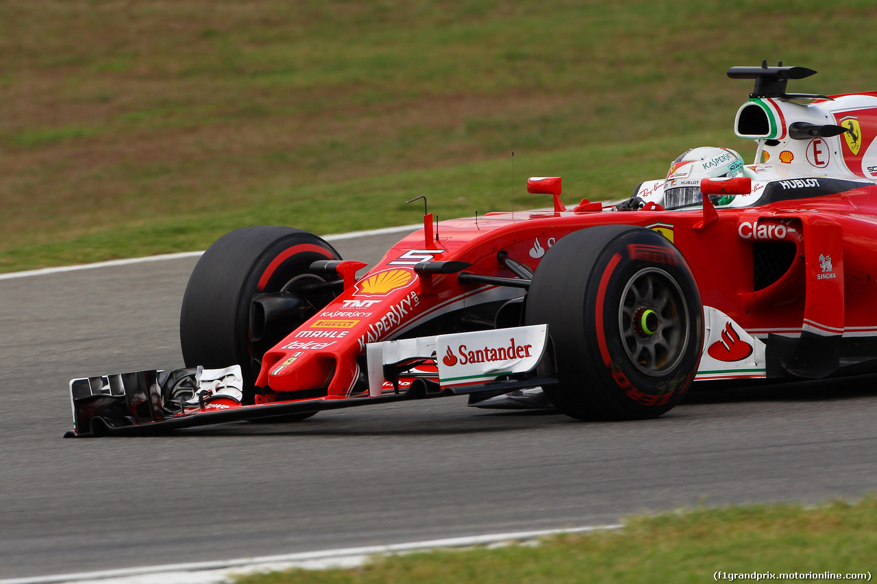 GP GERMANIA, 30.07.2016 - Prove Libere 3, Sebastian Vettel (GER) Ferrari SF16-H with a broken front wing