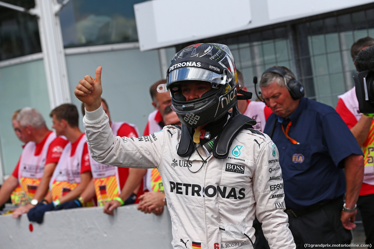 GP GERMANIA, 30.07.2016 - Qualifiche, Nico Rosberg (GER) Mercedes AMG F1 W07 Hybrid pole position