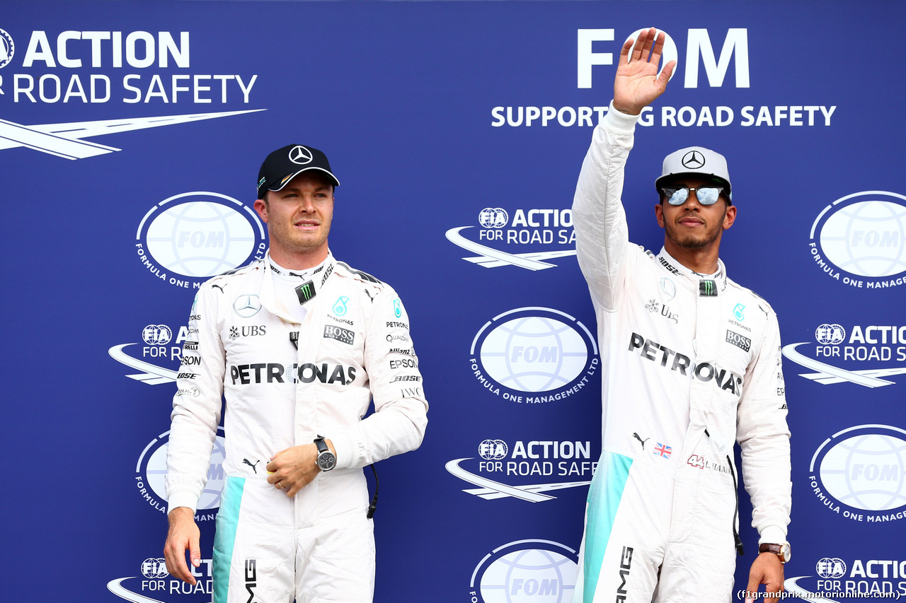 GP GERMANIA, 30.07.2016 - Qualifiche, Nico Rosberg (GER) Mercedes AMG F1 W07 Hybrid pole position e secondo Lewis Hamilton (GBR) Mercedes AMG F1 W07 Hybrid