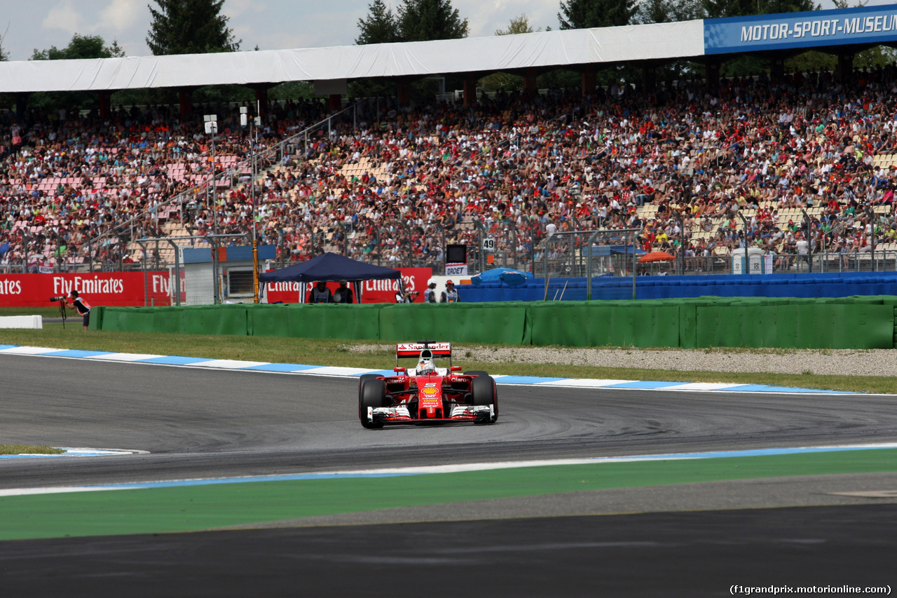 GP GERMANIA, 30.07.2016 - Qualifiche, Sebastian Vettel (GER) Ferrari SF16-H