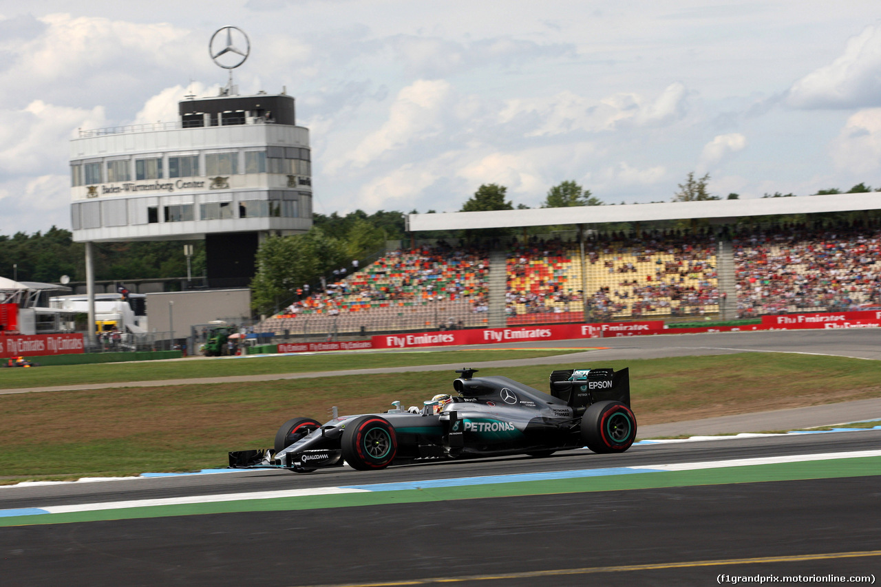 GP GERMANIA, 30.07.2016 - Qualifiche, Lewis Hamilton (GBR) Mercedes AMG F1 W07 Hybrid