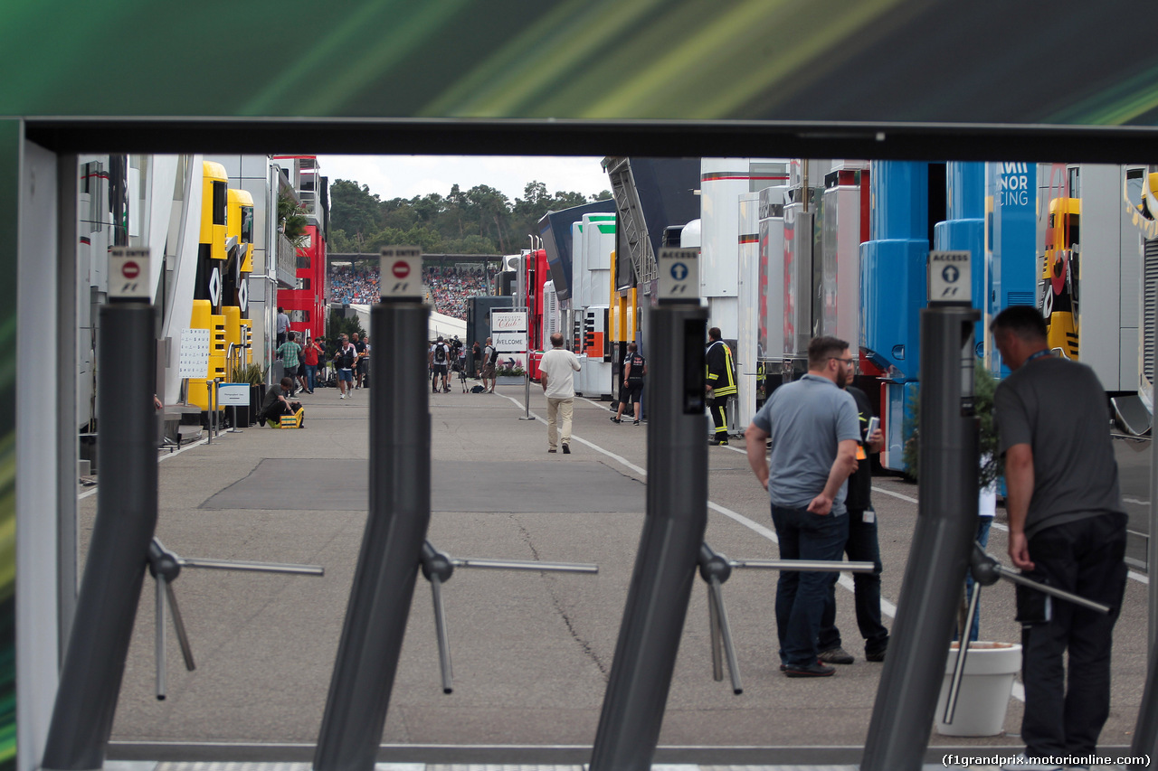 GP GERMANIA, 29.07.2016 - Prove Libere 2, The paddock