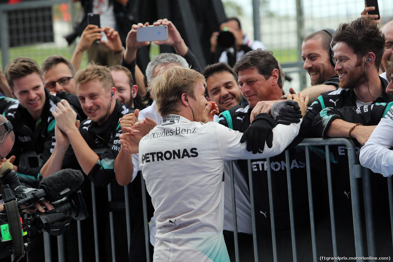 GP GIAPPONE, 09.10.2016 - Gara, Nico Rosberg (GER) Mercedes AMG F1 W07 Hybrid vincitore
