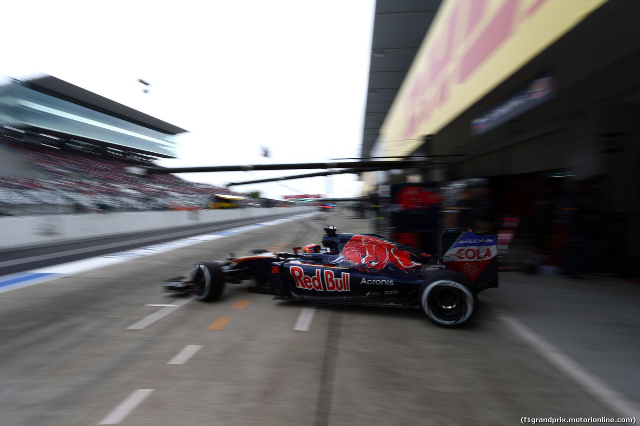 GP GIAPPONE, 08.10.2016 - Prove Libere 3, Daniil Kvyat (RUS) Scuderia Toro Rosso STR11