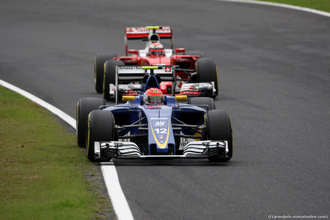 GP GIAPPONE, 08.10.2016 - Prove Libere 3, Felipe Nasr (BRA) Sauber C34 e Kimi Raikkonen (FIN) Ferrari SF16-H