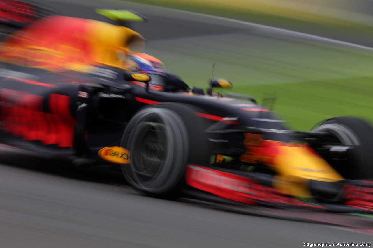 GP GIAPPONE, 08.10.2016 - Prove Libere 3, Max Verstappen (NED) Red Bull Racing RB12