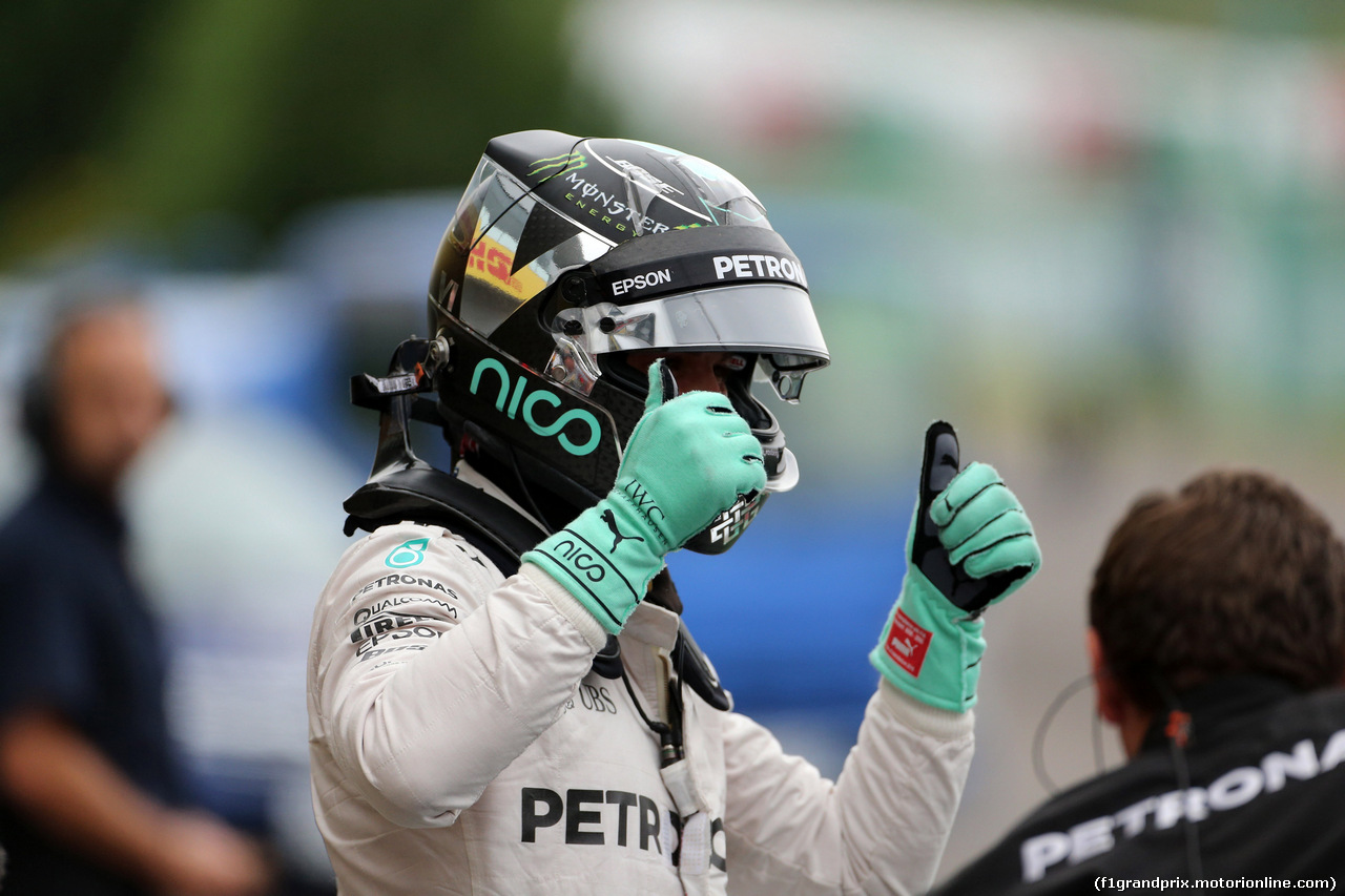 GP GIAPPONE, 08.10.2016 - Qualifiche, Nico Rosberg (GER) Mercedes AMG F1 W07 Hybrid pole position