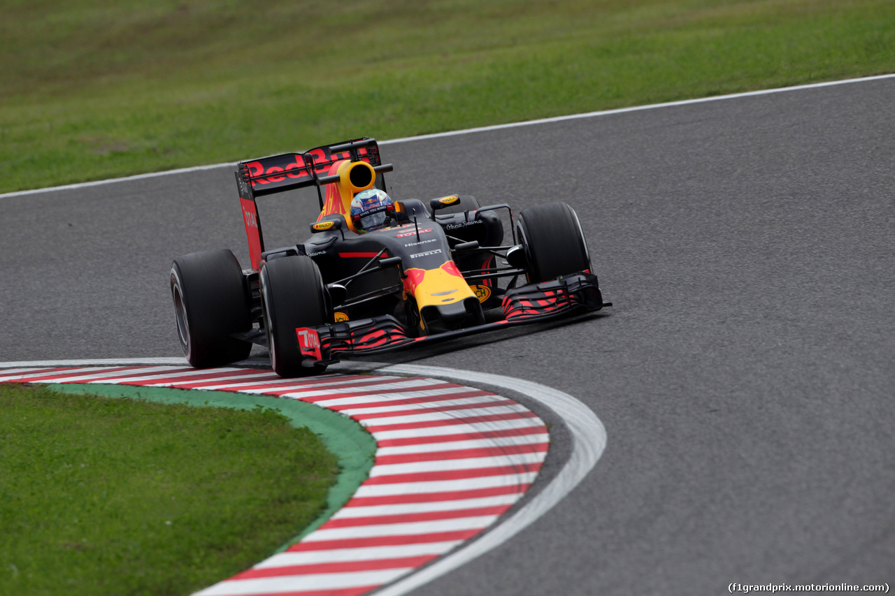 GP GIAPPONE, 07.10.2016 - Prove Libere 1, Daniel Ricciardo (AUS) Red Bull Racing RB12