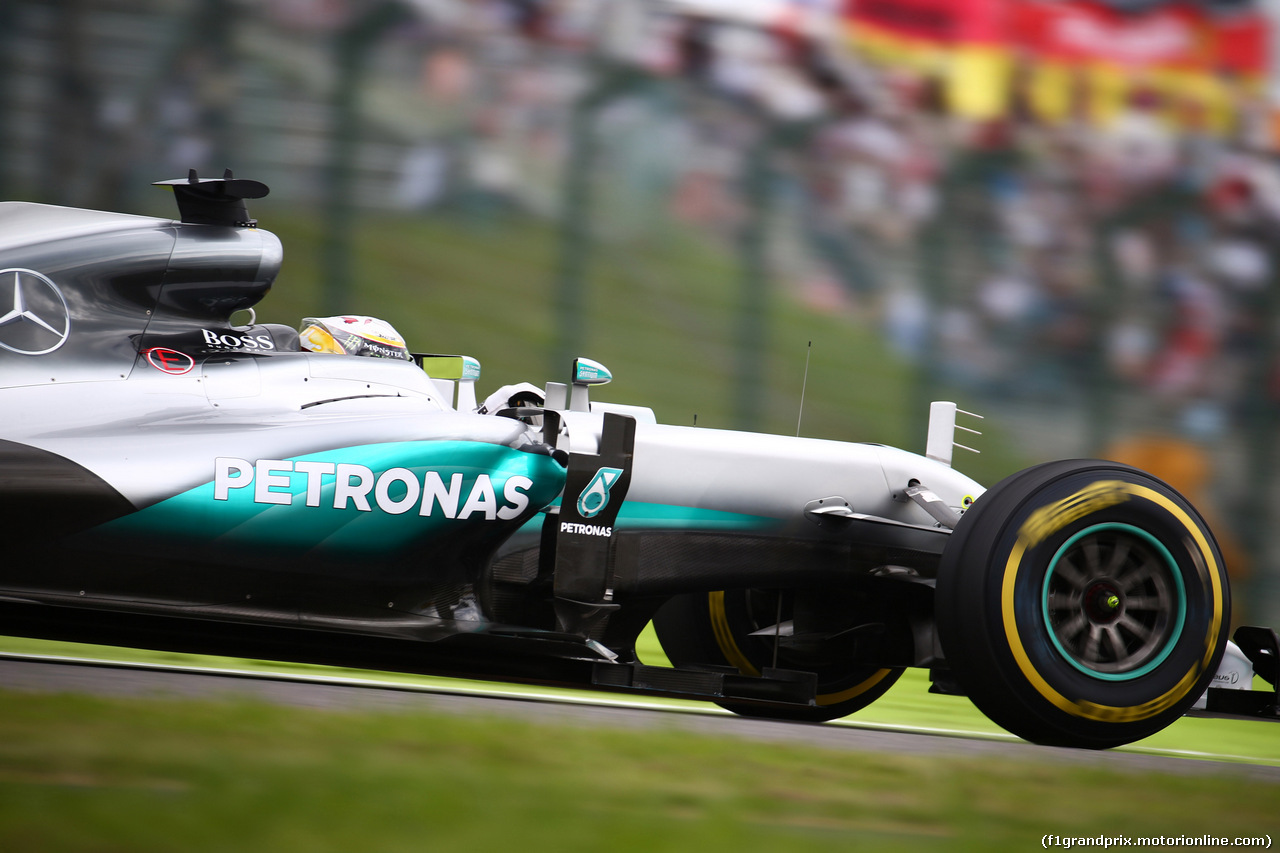 GP GIAPPONE, 07.10.2016 - Prove Libere 1, Lewis Hamilton (GBR) Mercedes AMG F1 W07 Hybrid