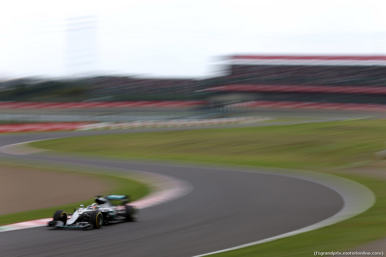 GP GIAPPONE, 07.10.2016 - Prove Libere 2, Lewis Hamilton (GBR) Mercedes AMG F1 W07 Hybrid