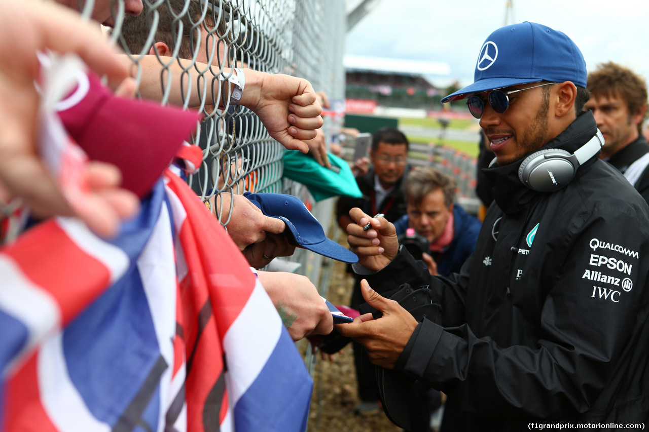 GP GRAN BRETAGNA, 10.07.2016 - Lewis Hamilton (GBR) Mercedes AMG F1 W07 Hybrid