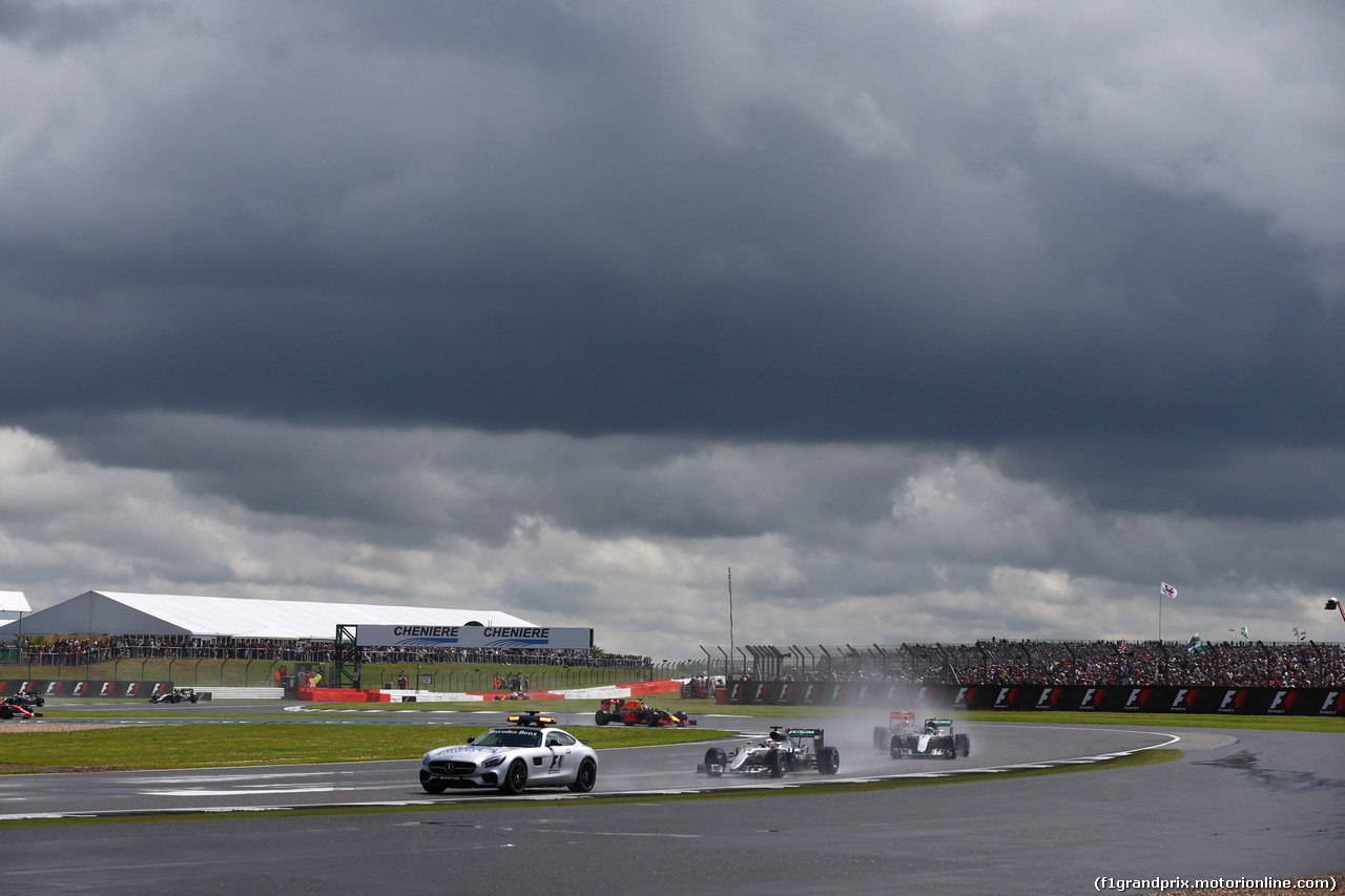 GP GRAN BRETAGNA, 10.07.2016 - Gara, The Start of the race with Safety car