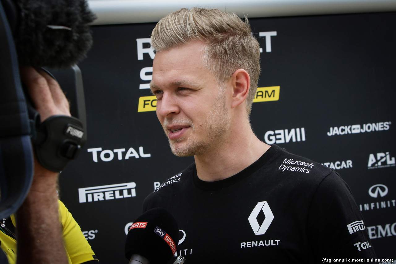 GP GRAN BRETAGNA, 07.07.2016 - Kevin Magnussen (DEN) Renault Sport F1 Team RS16