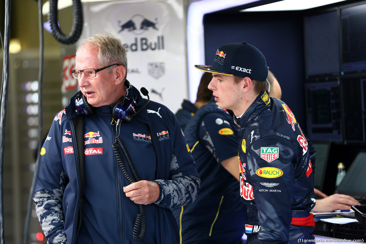 GP GRAN BRETAGNA, 09.07.2016 - Prove Libere 3, Helmut Marko (AUT), Red Bull Racing, Red Bull Advisor e Max Verstappen (NED) Red Bull Racing RB12