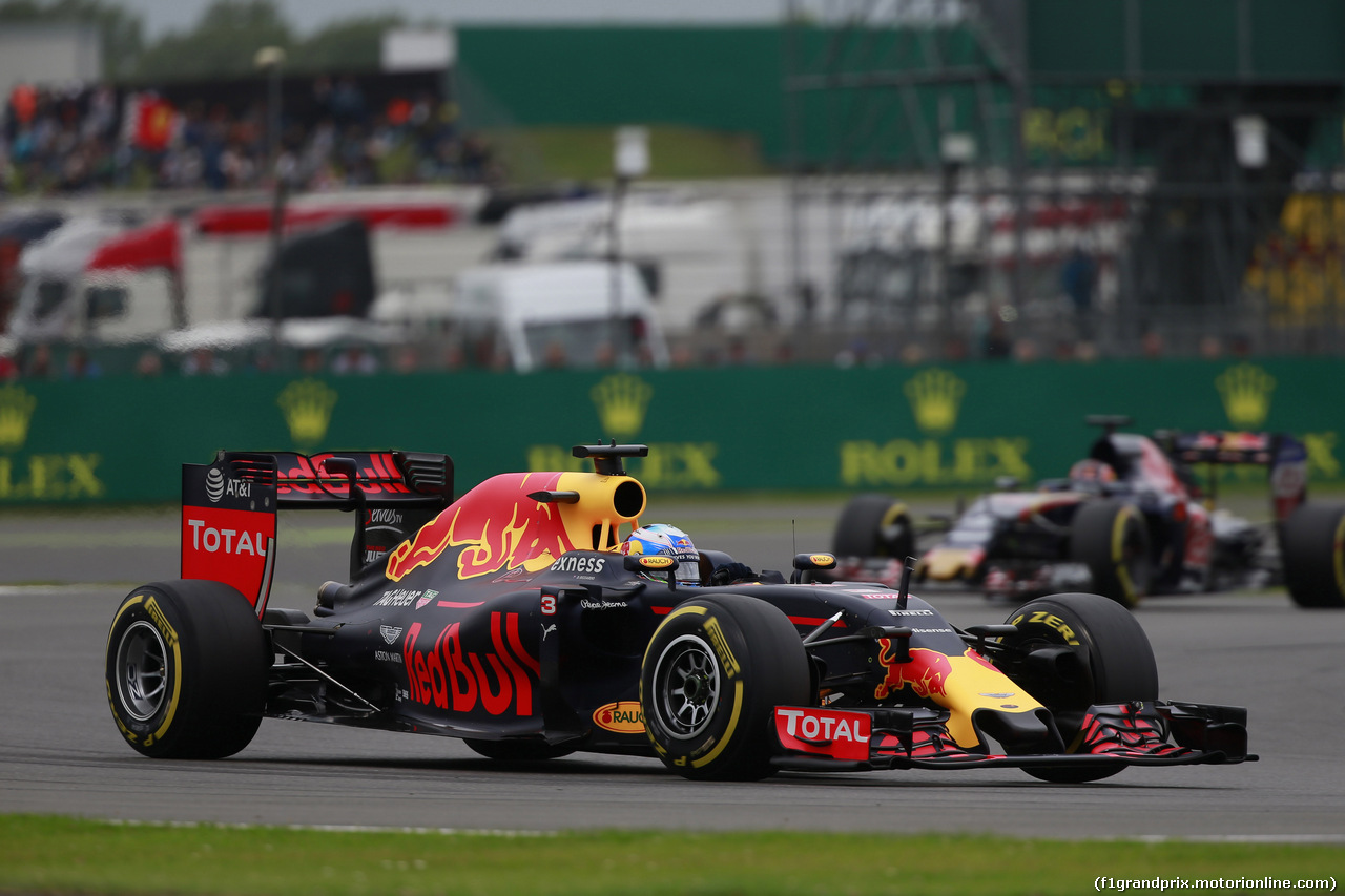 GP GRAN BRETAGNA, 09.07.2016 - Qualifiche, Daniel Ricciardo (AUS) Red Bull Racing RB12