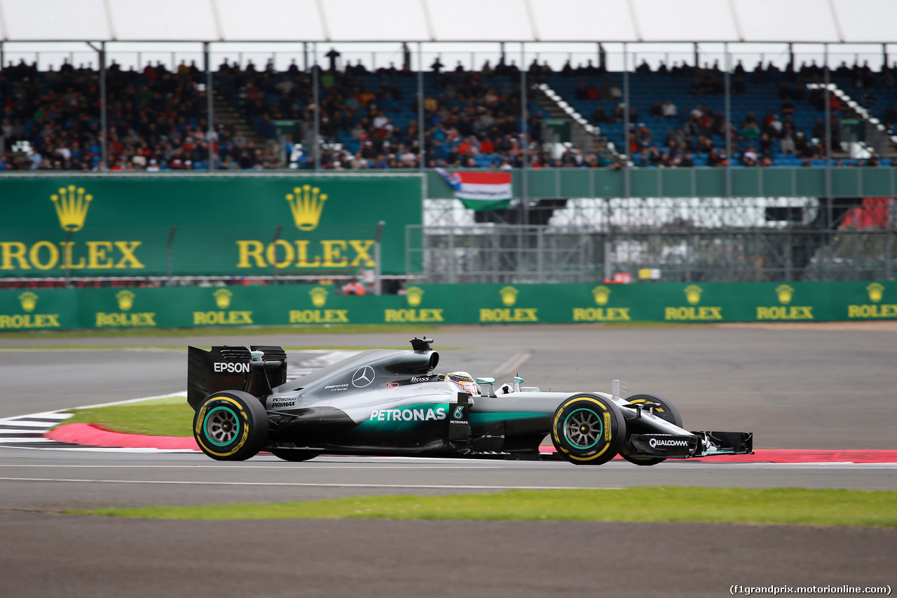 GP GRAN BRETAGNA, 09.07.2016 - Qualifiche, Lewis Hamilton (GBR) Mercedes AMG F1 W07 Hybrid
