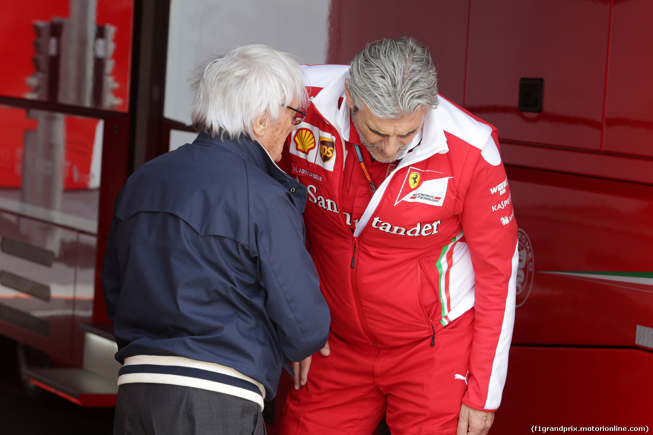 GP GRAN BRETAGNA, 09.07.2016 - Maurizio Arrivabene (ITA) Ferrari Team Principal e Bernie Ecclestone (GBR), President e CEO of FOM