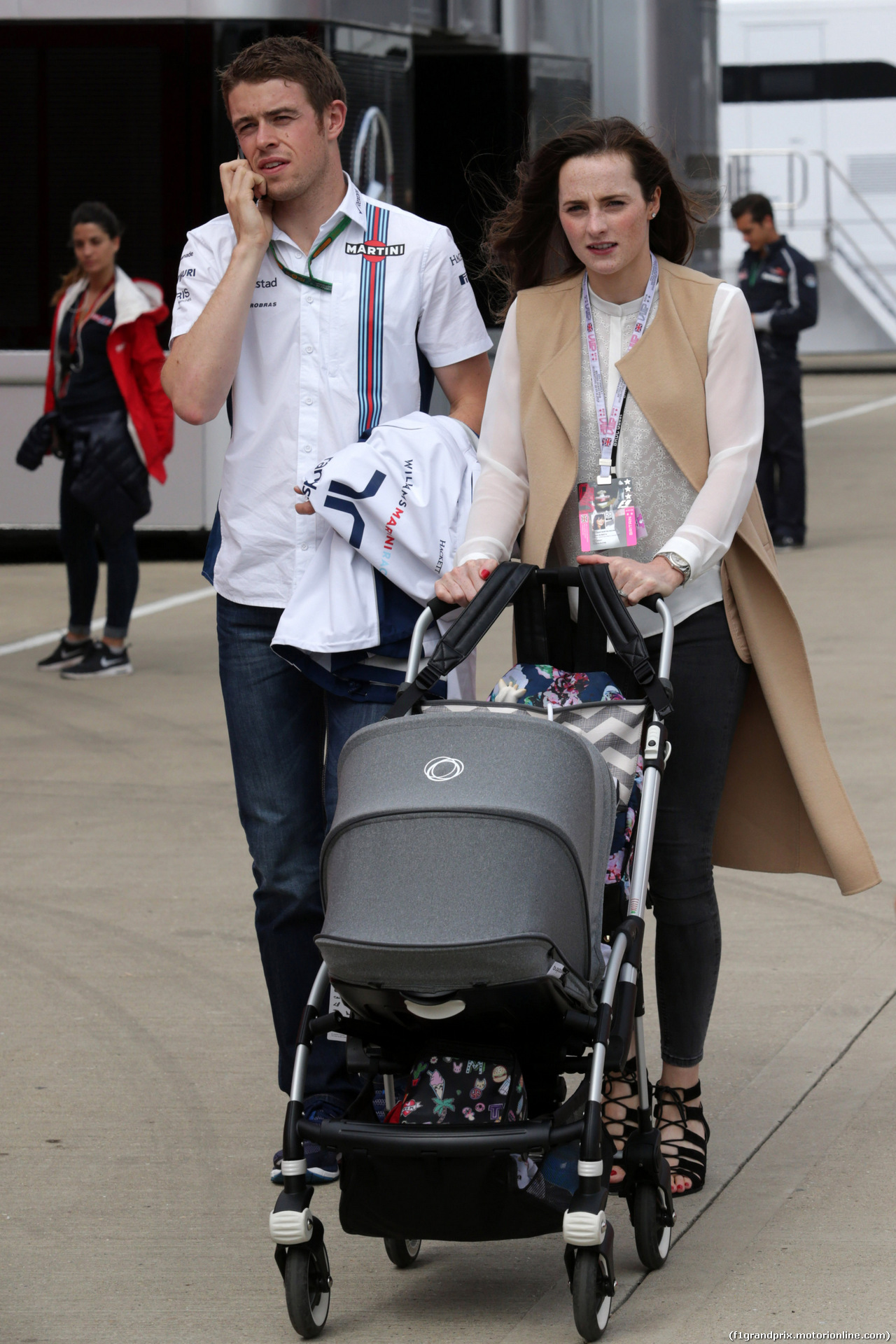 GP GRAN BRETAGNA, 09.07.2016 - Paul Di Resta (GBR), Williams F1 Team, Reserve driver e his family